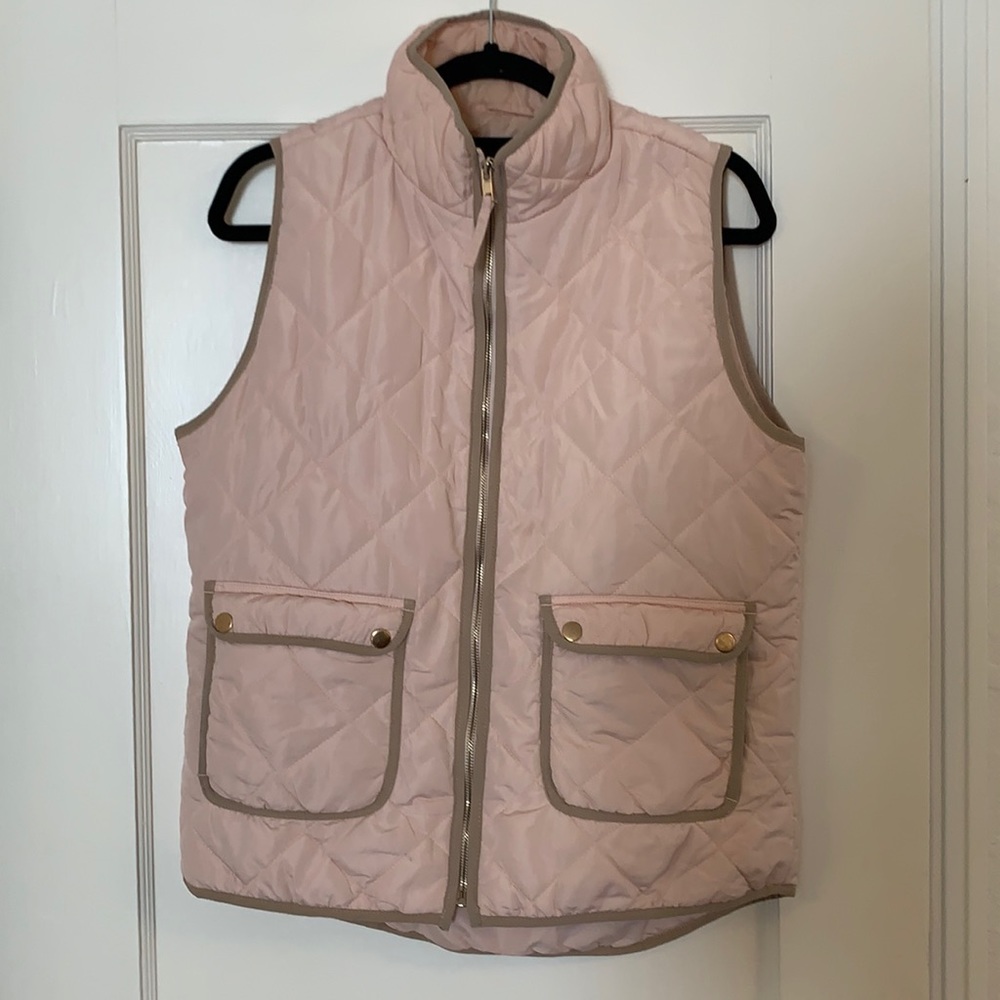 Quinn millennial pink vest